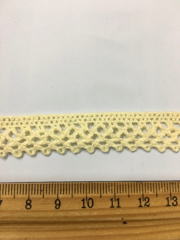 Vintage Woven Crochet Style Cotton Trim 1960s Lemon 15mm Wide